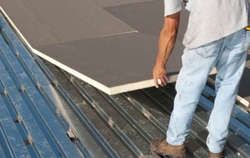benefits of insulating East Law flat roofing